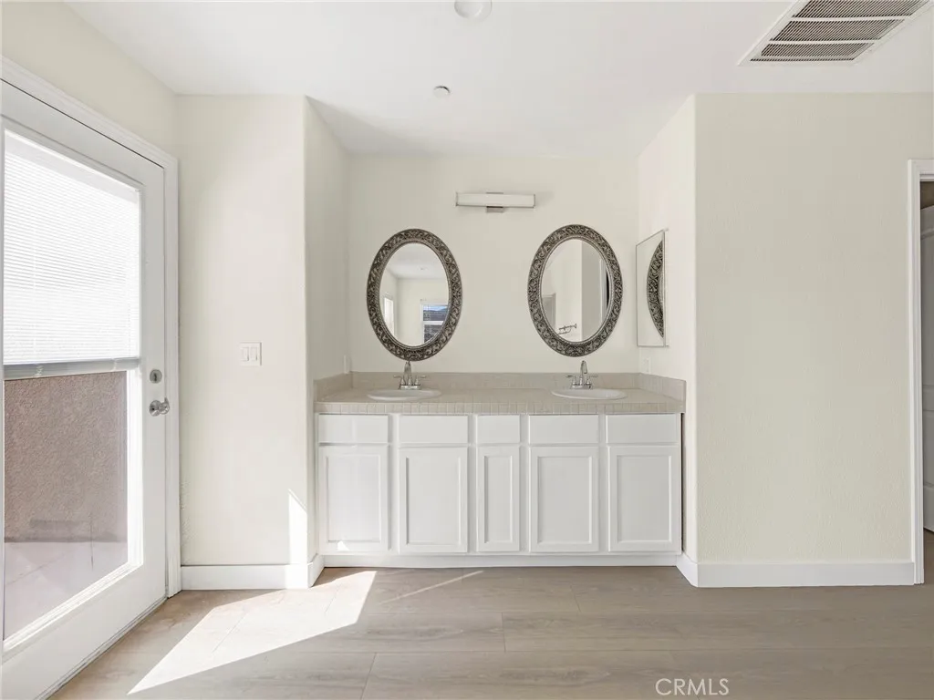 2575 2575 Rale, Palmdale, California 93550 home-pic-30